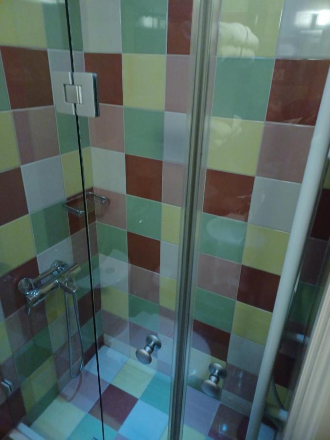 Room "Frog" In A Neoclasical House Kastoria Exterior photo